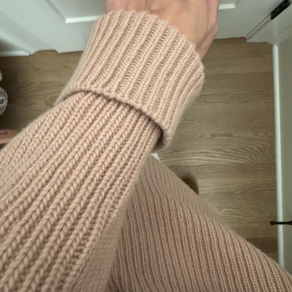 Valentino Ribbed Wool & Cashmere Sweater Dress - Picture 9 of 9